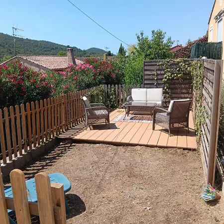 Loue Maison De Village A Hyeres/ Les Borrels شقة *
