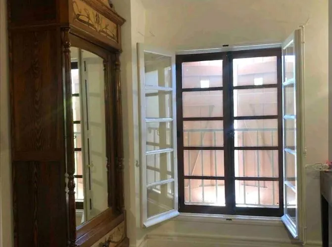 Διαμέρισμα Loue Maison De Village A Hyeres/ Les Borrels Ιέρ